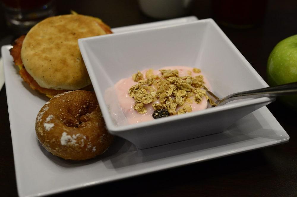 Hyatt Place Indianapolis Airport Dış mekan fotoğraf