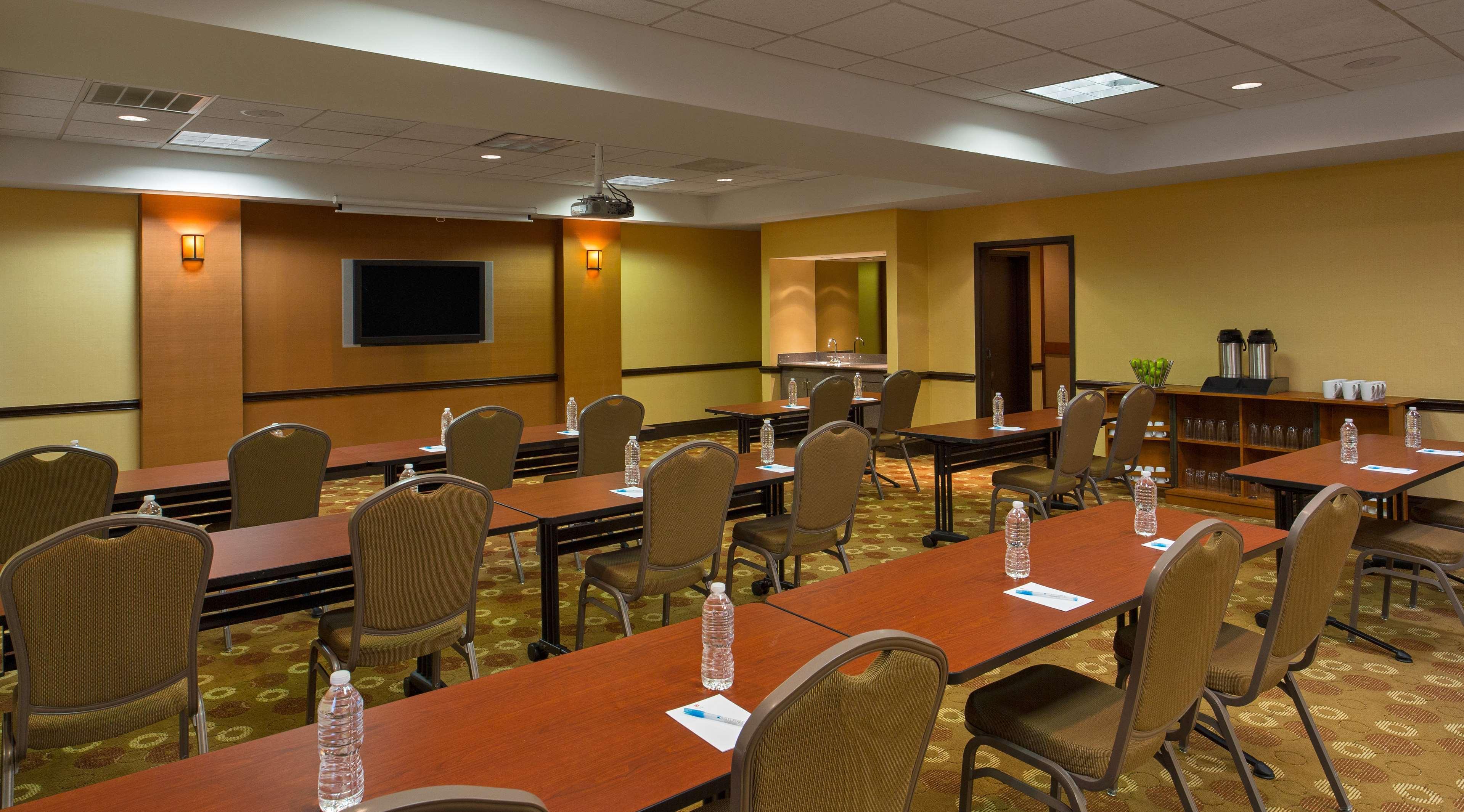 Hyatt Place Indianapolis Airport Dış mekan fotoğraf