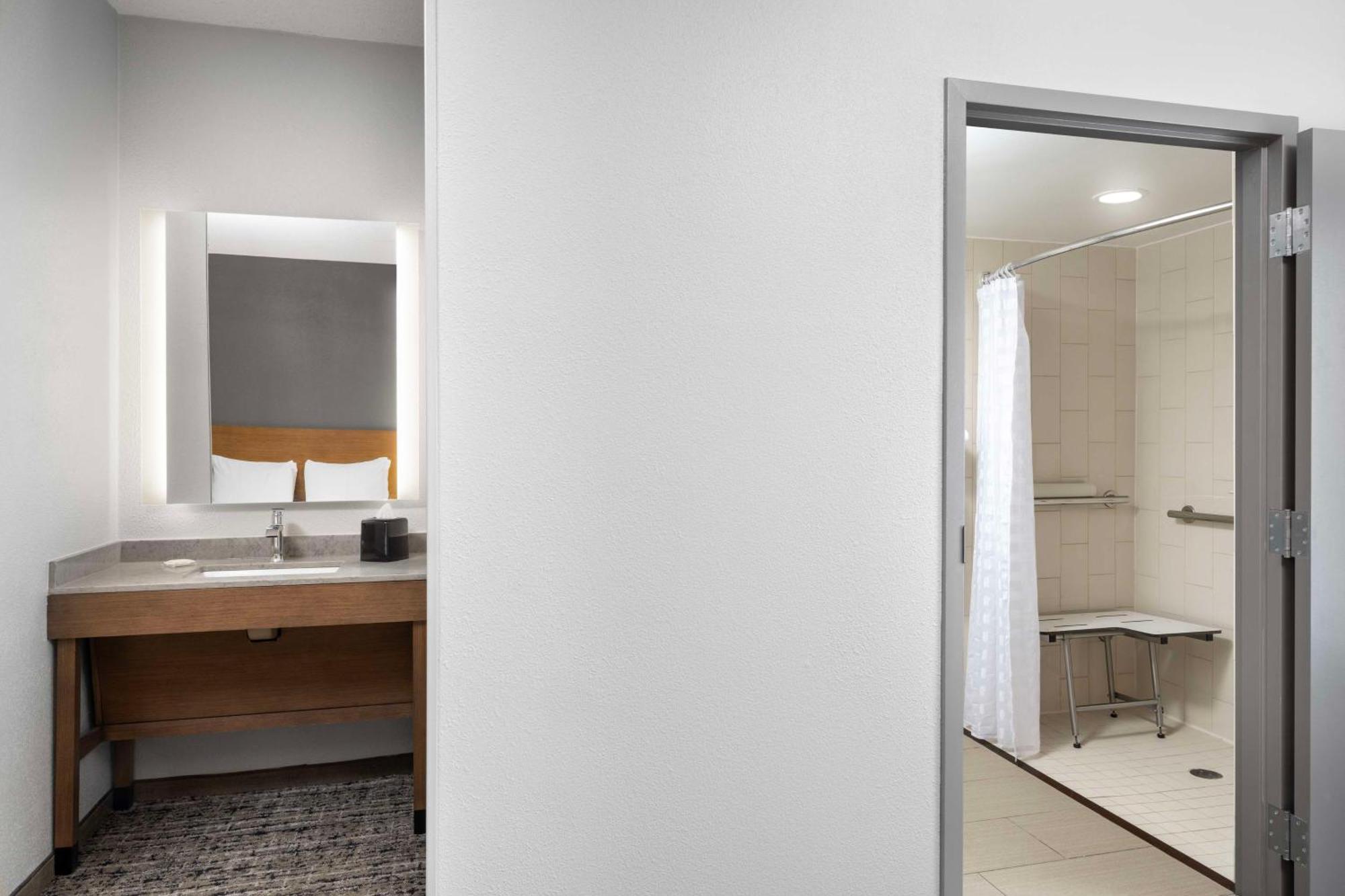 Hyatt Place Indianapolis Airport Dış mekan fotoğraf